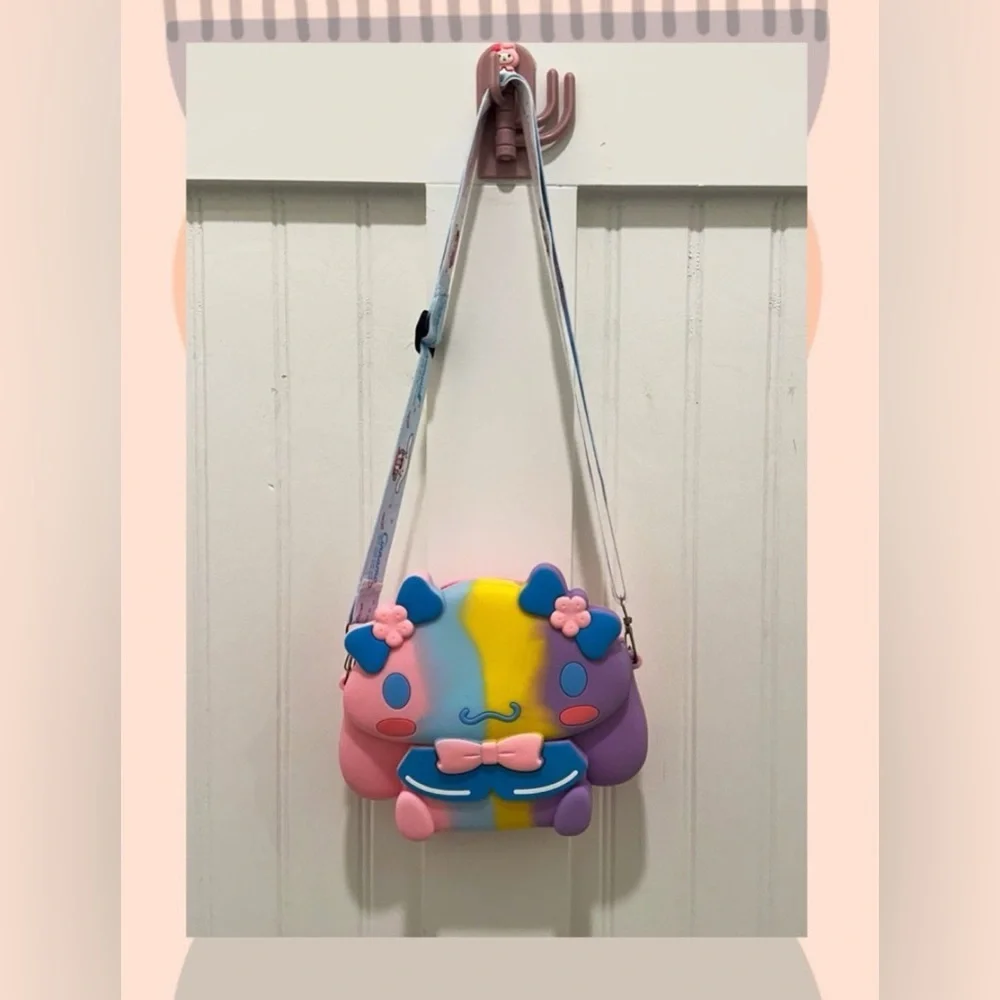 NIP-Cinnamoroll Silcone Purse